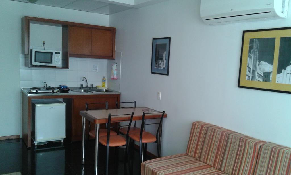Collins Trade Hotel Porto Alegre Buitenkant foto