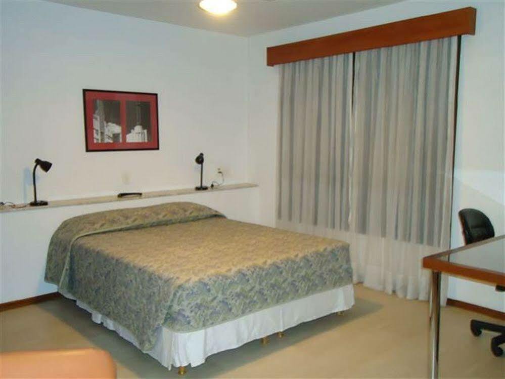 Collins Trade Hotel Porto Alegre Buitenkant foto